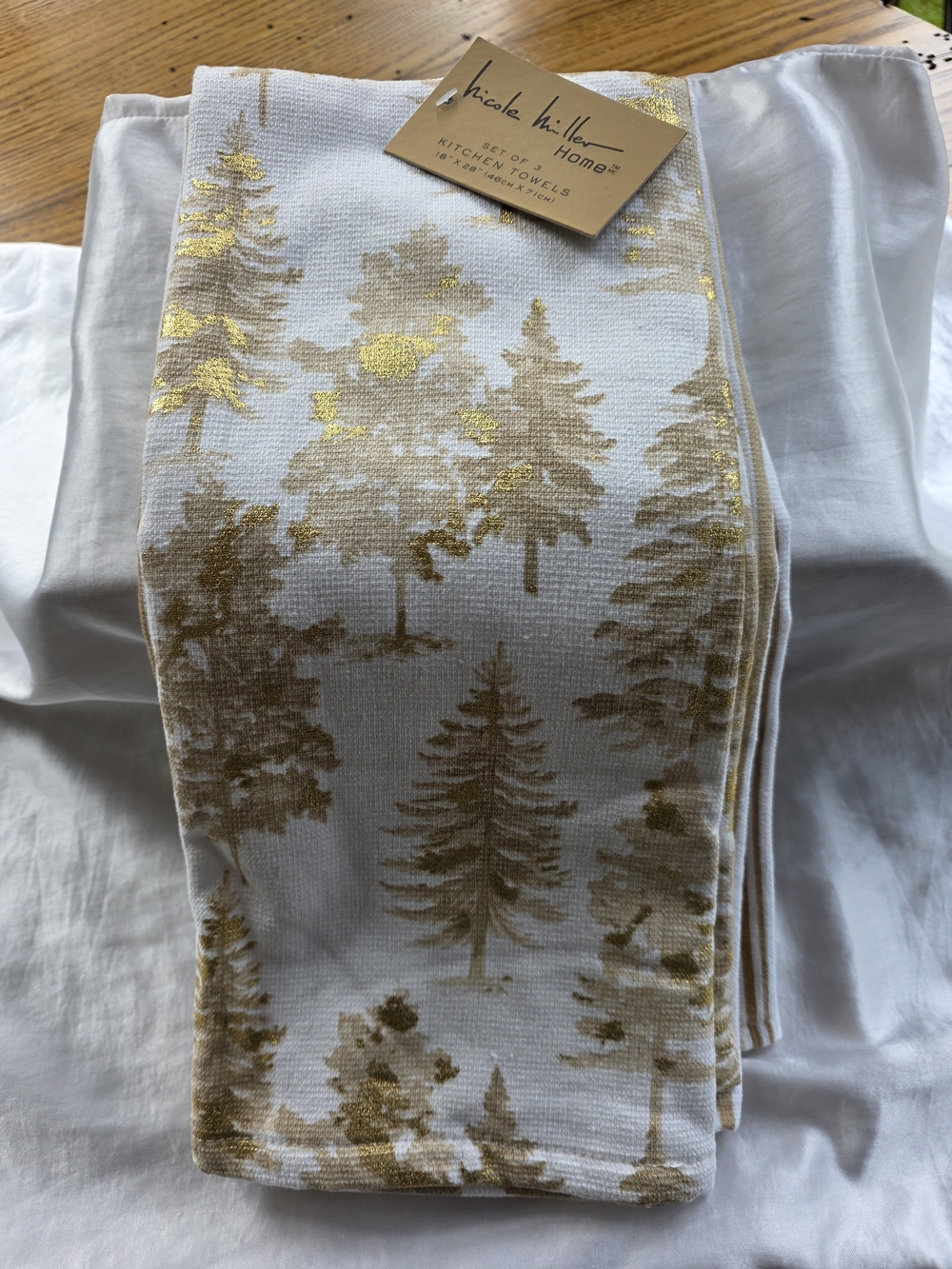 Nicole Miller White and Gold Tree-Print Kitchen Towels Set Of 3 NWT